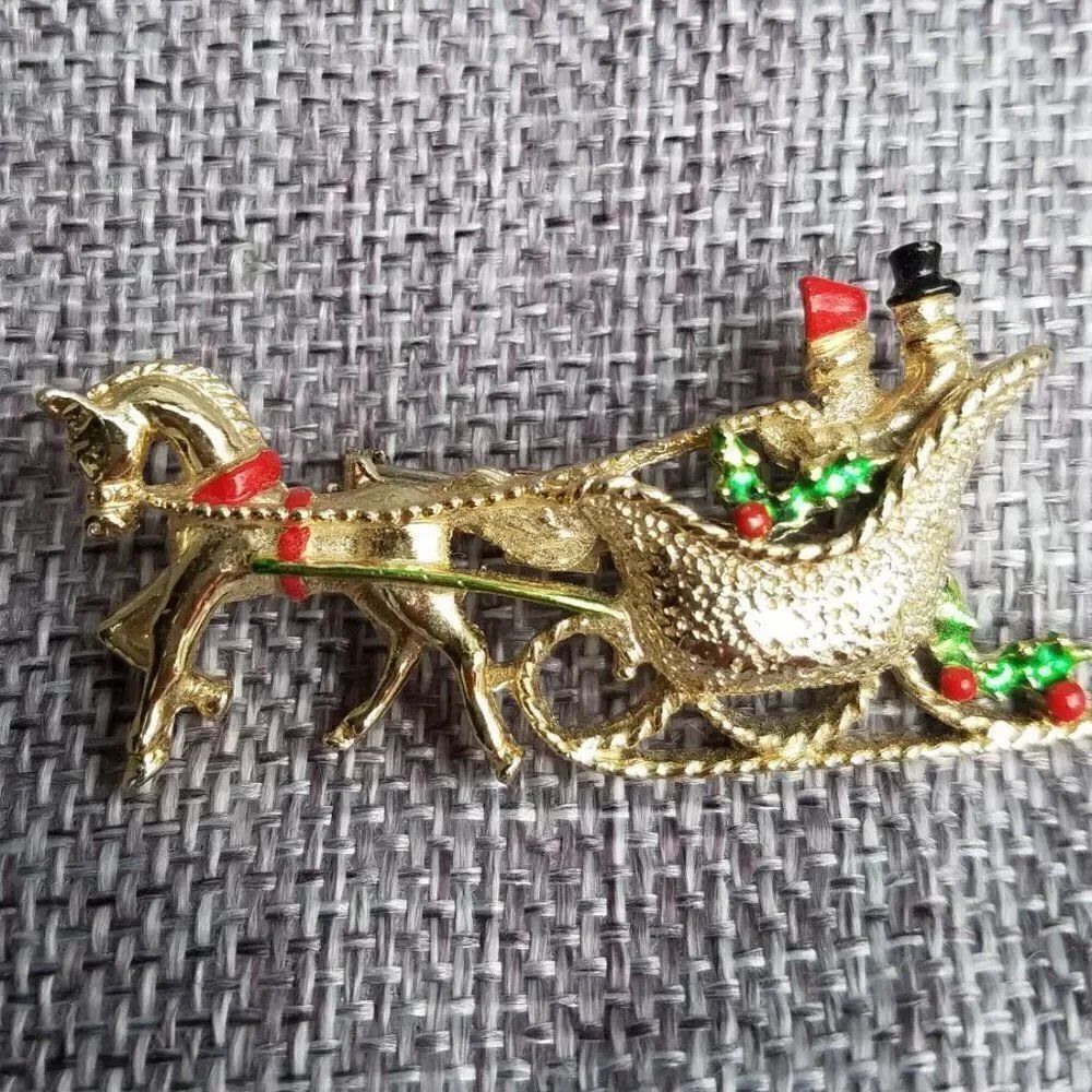 Vintage Gerrys Horse Sleigh Holiday Brooch